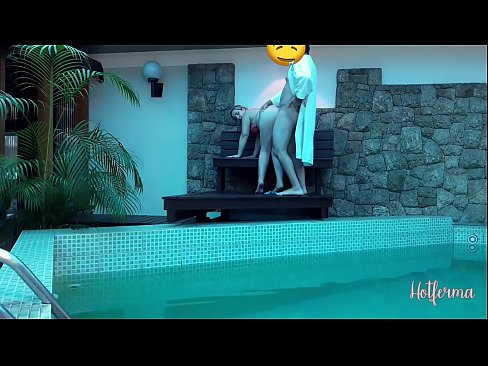 ❤️ El cap convida la criada a la piscina, però no va poder resistir-se a una calor ❤ Vídeo de merda  a nosaltres ca.porngifmag-com.ru ❌️❤