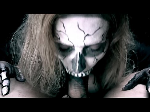 ❤️ Noia dimoni xuclant polla amb la seva boca negra i empassant semen. ❤ Vídeo de merda  a nosaltres ca.porngifmag-com.ru ❌️❤